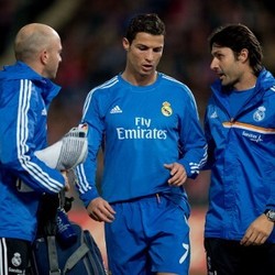 Cedera, Ronaldo Diragukan Tampil Lawan Galatasaray