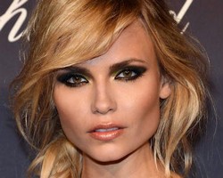 Tips Menggunakan Make-up untuk ke Pesta