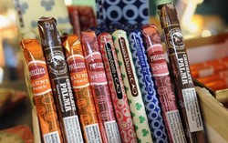 Meskipun Berbahaya Bagi Kesehatan, Cerutu Rasa Buah Digemari Remaja Amerika