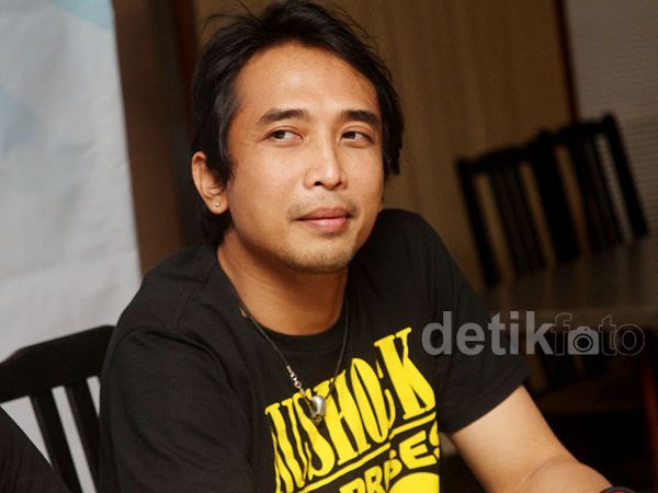 Piyu Masih Belum Bertemu dengan Flo