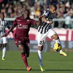 Conte Komentari Penampilan Vidal sebagai Bek Tengah