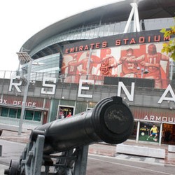 Jual Produk Pakai Merek dan Logo Arsenal, Pengusaha Indonesia Digugat The Gunners