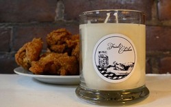 Hmm... Harumnya Lilin Aroma Ayam Goreng dan Deodoran Aroma Bacon