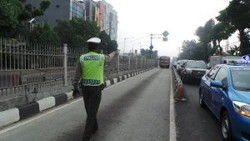 Pritt! Metro Mini 75 Masuk Busway Kena Tilang, Surat Tak Lengkap