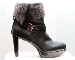 Editors Choice: Pilihan Sepatu Stuart Weitzman untuk Musim Dingin