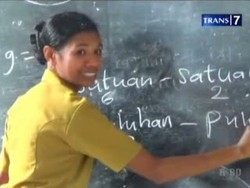 Ironi Guru di Pinggir Nusantara