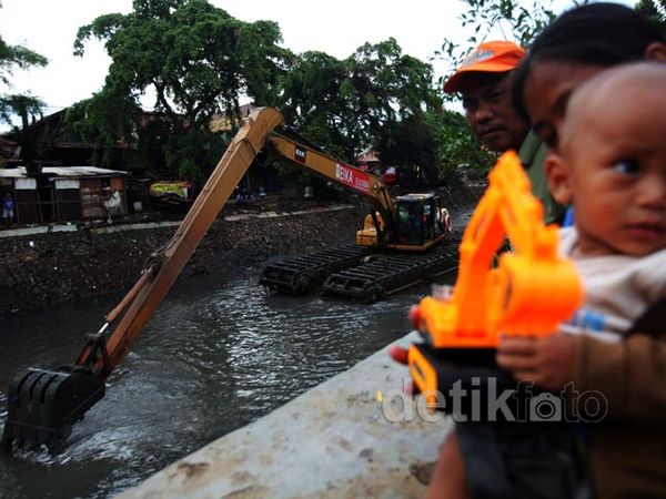 Normalisasi Kali Cipinang