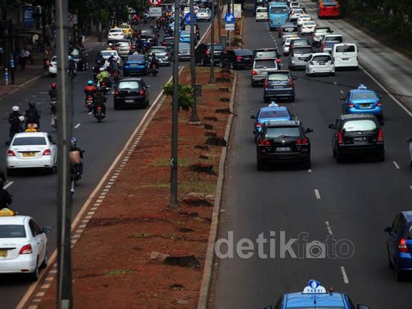 Demi MRT, 1.260 Pohon Ditebang