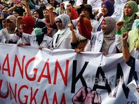 Dokter se-Makassar Demo di Kejati Sulsel