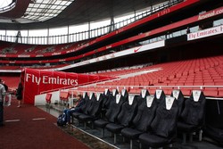 Inilah bench Arsenal di Emirates Stadium.
