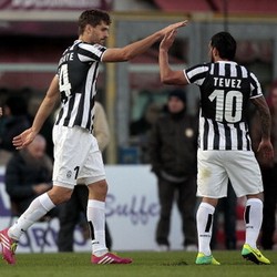 Lihat Tevez-Llorente, Trezeguet Teringat Duetnya dengan Del Piero