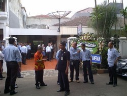 Jenazah Direktur WIKA Disemayamkan Secara Adat di Cempaka Putih