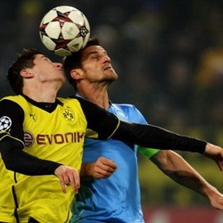 Tundukkan Napoli, Dortmund Pelihara Kans Lolos
