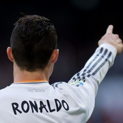 Ronaldo Pemain Ganas dan Komplet, Layak Raih FIFA Ballon dOr