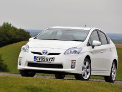 Setelah MPV dan Hatchback, Toyota Bikin SUV Prius