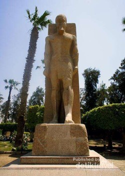 Bertemu Firaun Ramses II di Memphis, Mesir