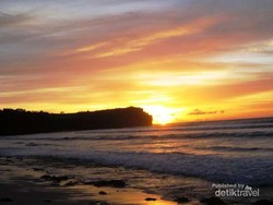 Pantai Balangan, Cara Baru Menikmati Sunset di Bali