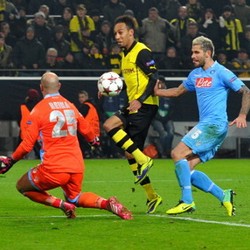 Serangan Balik Dortmund yang Membunuh Napoli