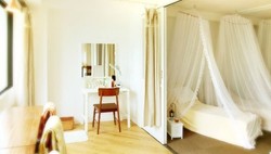 Kafe Khusus Wanita Ini Menyediakan Ruangan Untuk Tidur