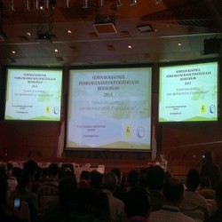 Para Ahli Bendungan Kumpul di Kantor PLN