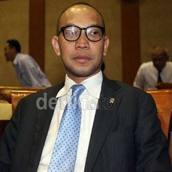 Chatib Basri: Jangan Berharap Ekonomi RI Tumbuh di Atas 6% Tahun Ini