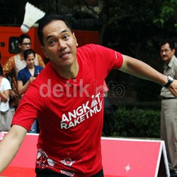 Gita Wirjawan: Apapun Yang Kita Konsumsi Kalau Bisa Produk Merah Putih