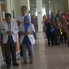 Di RSU BDH Dokter dan Pasien Doa Bersama Diwarnai Isak Tangis
