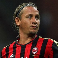 Mexes Cedera Mata karena Keranjingan Bikin Kulit Kecoklatan?