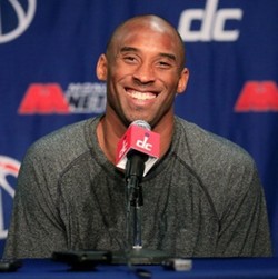 Usai Teken Kontrak Baru, Kobe Bryant Sudah Tak Sabar Tampil Lagi