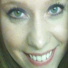 Nakal! Murid Coba Bakar Gurunya di Ruang Kelas