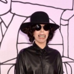 Jepang Ciptakan Boneka Bernyanyi Lady Gaga