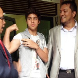 El Yakin Menang Lawan Farhat Abbas Hanya dengan 1 Ronde