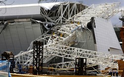 Stadion tersebut hingga kini memang masih dalam tahap pengerjaan dan perbaikan beberapa sarana pendukung. Reuters/Nacho Doce