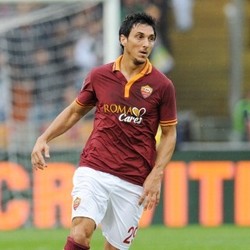 Diisukan Hengkang, Burdisso Bertekad Sabar Tunggu Kesempatan