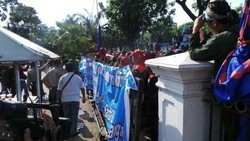 Jokowi Sentil Buruh: Pagar Itu Aset Negara, Hati-hati Bisa Dipidana