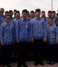 Upacara Korpri, Anak Buah Jokowi Banyak yang Telat dan Santai di Monas