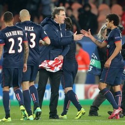 PSG Hindari Barcelona di 16 Besar