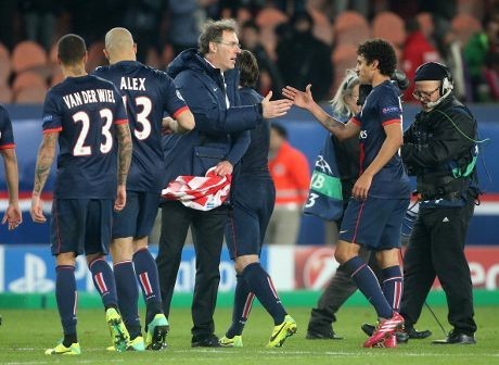 PSG Hindari Barcelona di 16 Besar