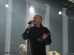Phil Collins Kembali ke Dunia Musik?