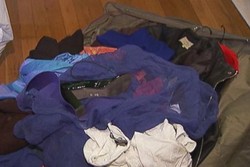 Koper Hilang, Saat Ditemukan Isinya Lingerie Kotor Orang Lain