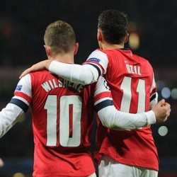 Oezil Isi Kekosongan yang Ditinggalkan Fabregas