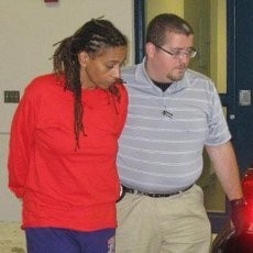 Wanita AS Menembak Mati Putrinya di Depan Cucu