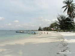 Pantai Tanjung Kelayang di Belitung, Pemandangannya Dahsyat!