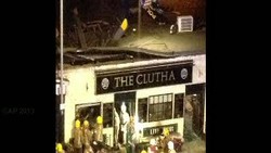 Heli Polisi Jatuh Timpa Pub