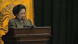 Rupiah Melemah, Megawati Berkicau