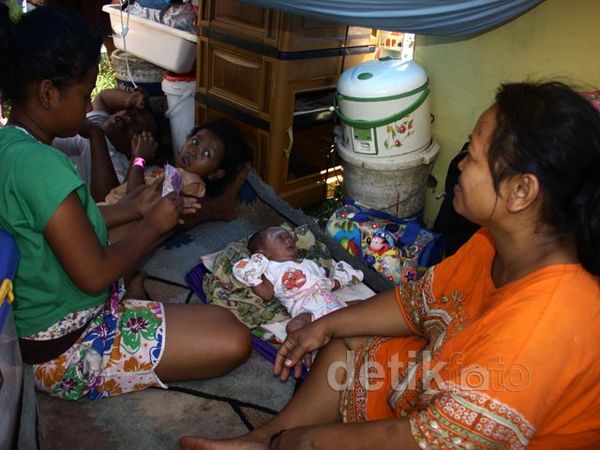 Warga Waduk Ria Rio Mengungsi