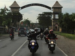 Merdeka! Road Warriors Tiba di Kota Pahlawan