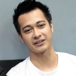 Eza Gionino Belum Bisa Buka Hati untuk Perempuan Lain