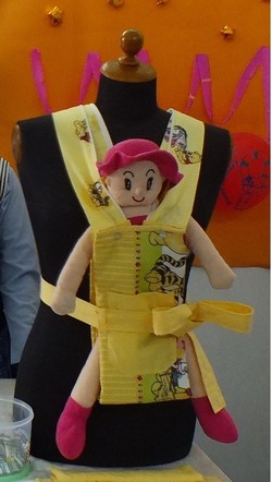 2 Siswi Ini Temukan Alat Penggendong Bayi Multifungsi