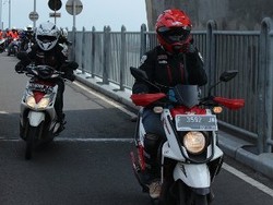 Menangis Saat Harus Berpisah